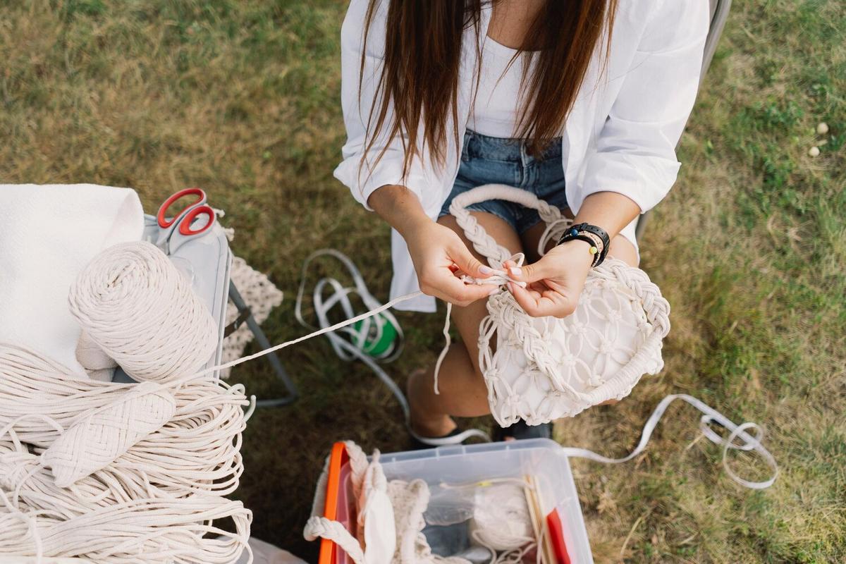 Create a Cozy Rug from Recycled T-Shirts